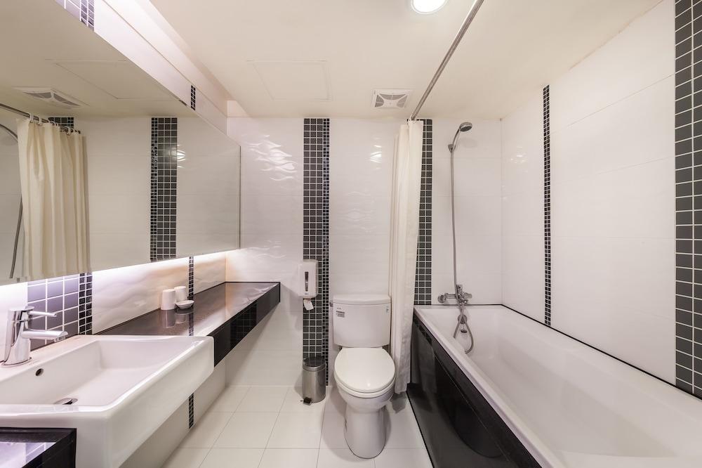 เฟอรารี่ โฮเต็ล Hotel ไทเป ภายนอก รูปภาพ