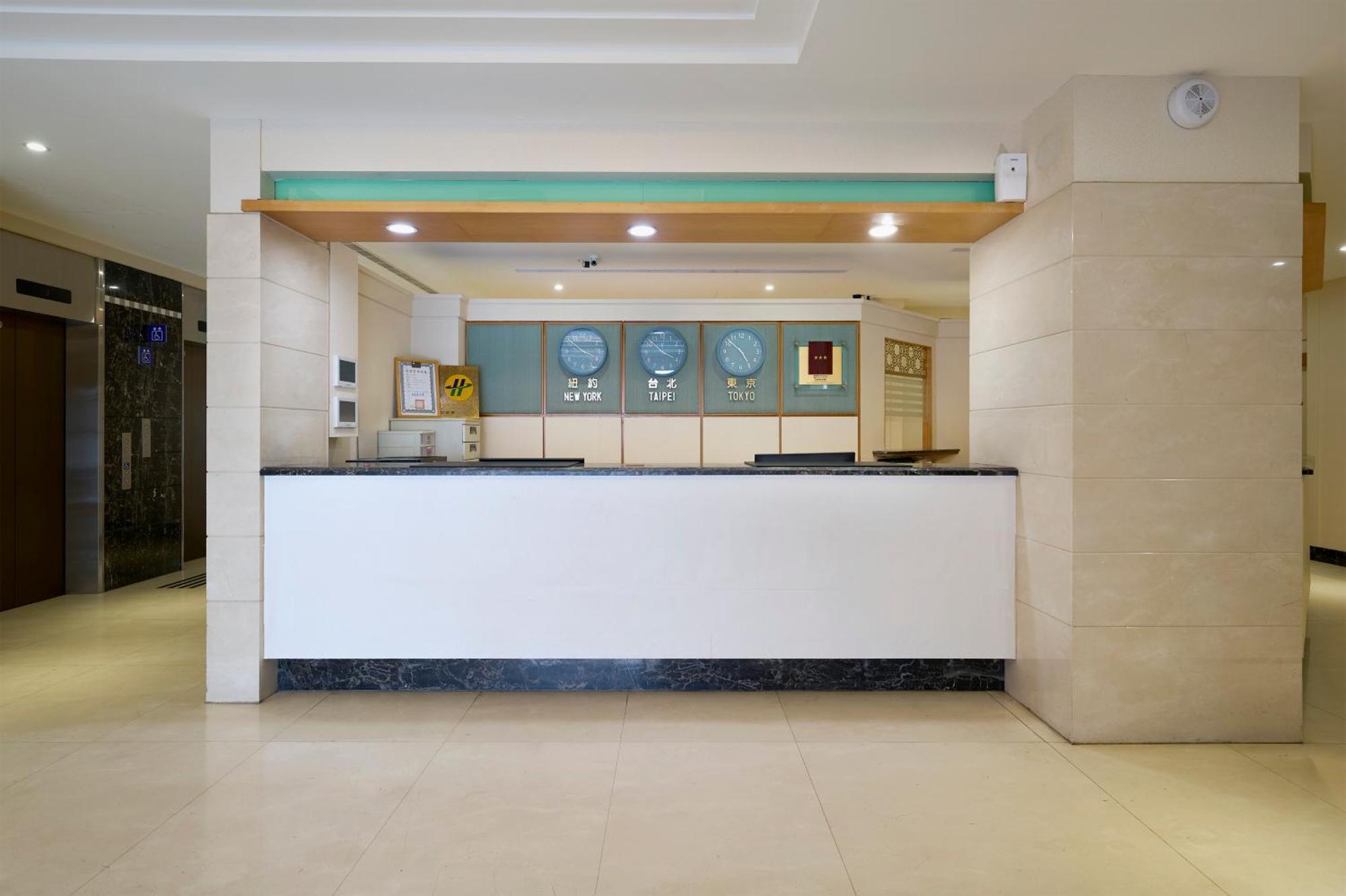 เฟอรารี่ โฮเต็ล Hotel ไทเป ภายนอก รูปภาพ