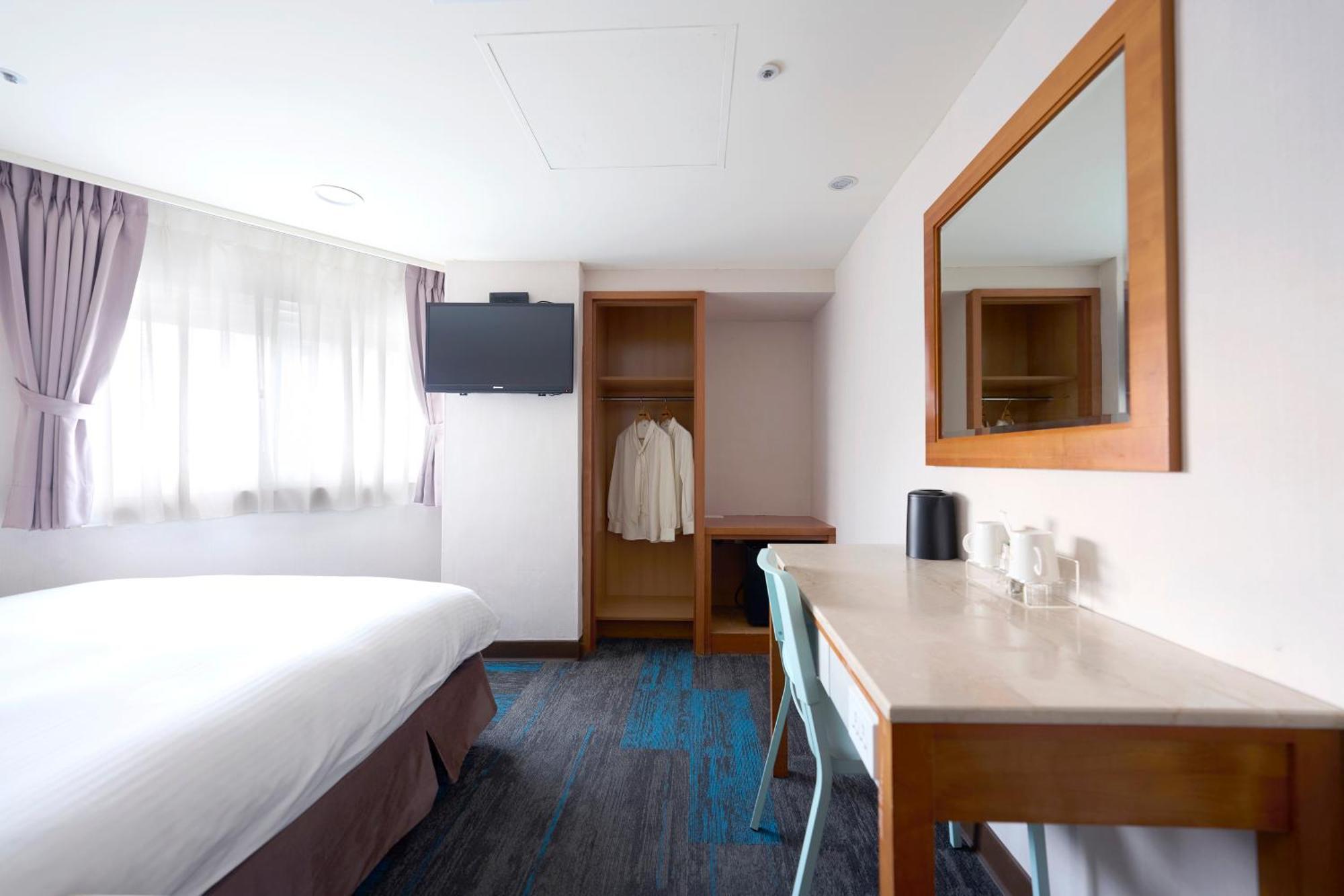 เฟอรารี่ โฮเต็ล Hotel ไทเป ภายนอก รูปภาพ