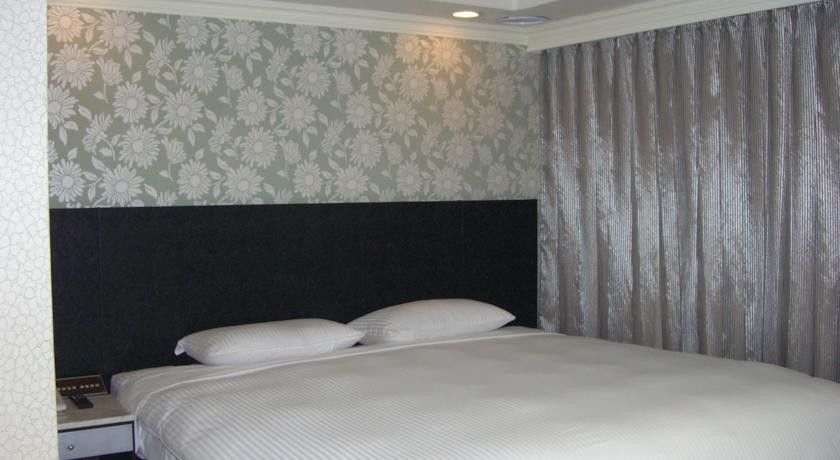 เฟอรารี่ โฮเต็ล Hotel ไทเป ภายนอก รูปภาพ