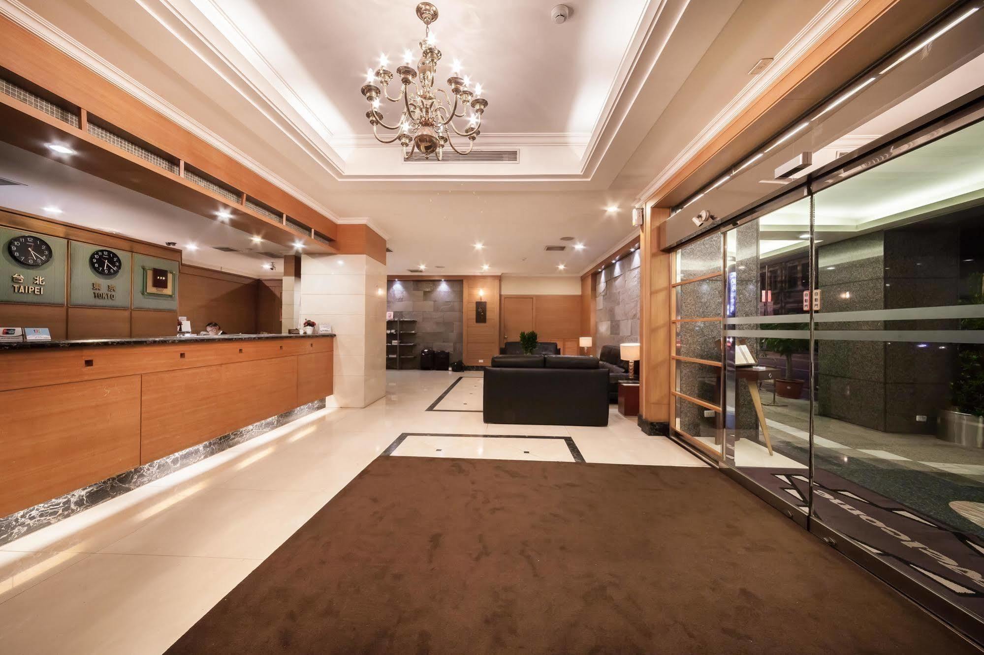 เฟอรารี่ โฮเต็ล Hotel ไทเป ภายนอก รูปภาพ