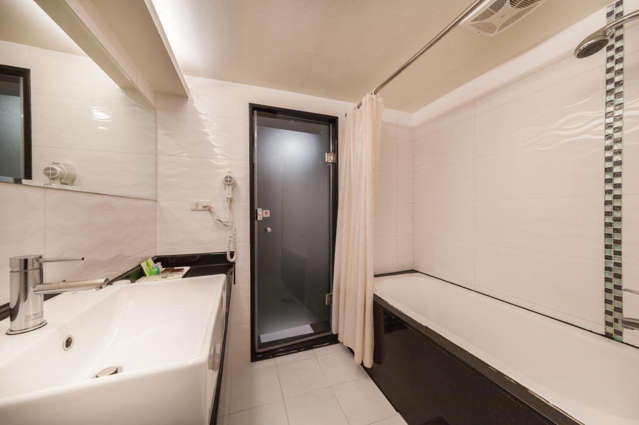 เฟอรารี่ โฮเต็ล Hotel ไทเป ภายนอก รูปภาพ